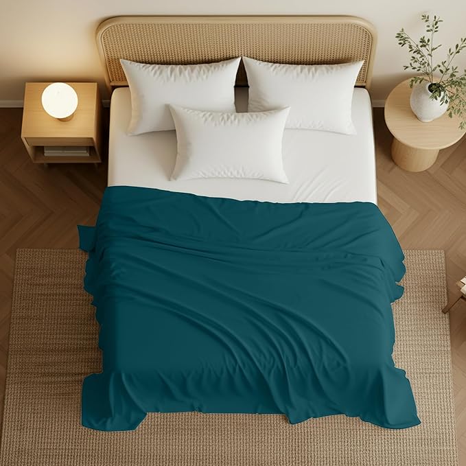 Utopia Bedding Flat Sheet - 1 Pack (Queen, Teal) - Soft Brushed Microfiber Fabric - Shrinkage & Fade Resistant Top Sheet - Easy Care Bed Sheet