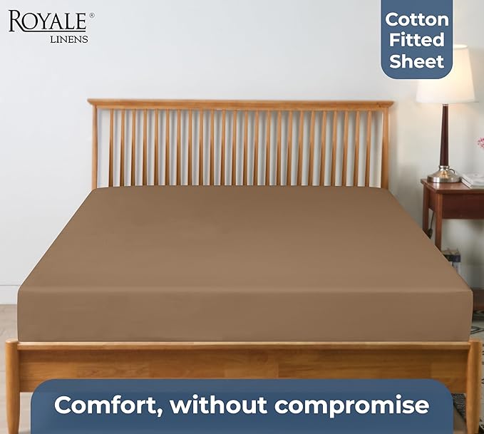 Royale Linens 100% Organic Cotton Fitted Sheet - Percale Weave - Super Soft Deep Pocket Bottom Sheets - Elastic Sheet Queen Size - Queen Fitted Sheets Only - (60"x80"+15", Chocolate)