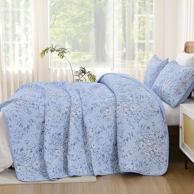 WONGS BEDDING Quilt Queen Size, Blue Quilt Bedding Set with 2 Pillowcases, Botanical Quilt for Queen Bed, Soft Microfiber Lightweight Coverlet Bedspread for All Season (96"×90", 3 Pieces)