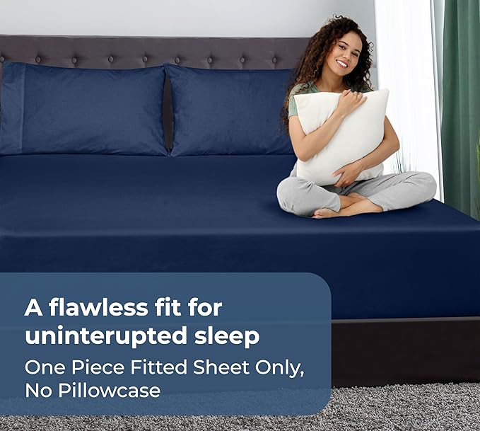 Royale Linens 100% Organic Cotton Fitted Sheet - Percale Weave - Super Soft Deep Pocket Bottom Sheets - Navy Elastic Sheet Full Size - Full Fitted Sheets Only - (54"x75"+15", Navy)