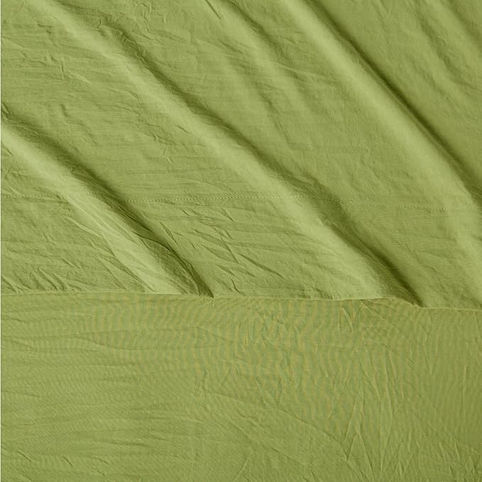 Amazon Basics King Bed Sheet, 4-Piece Bedding Set, Double Brushed Microfiber, Ultra Soft, Easy Care, Green