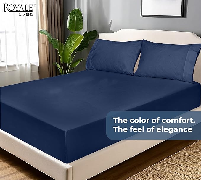 Royale Linens 100% Organic Cotton Fitted Sheet - Percale Weave - Super Soft Deep Pocket Bottom Sheets - Navy Elastic Sheet Queen Size - Queen Fitted Sheets Only - (60"x80"+15", Navy)