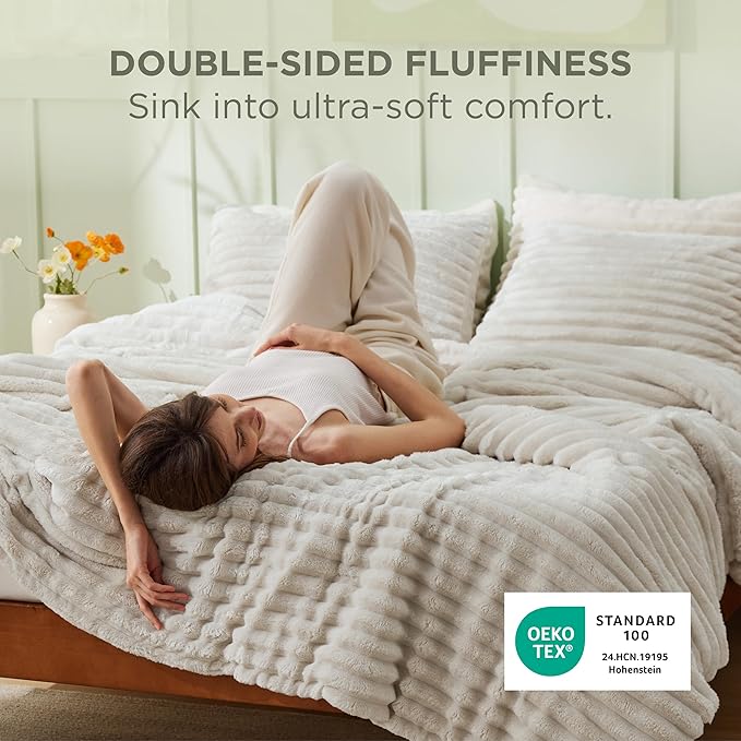 Bedsure Twin/Twin XL Size Comforter - GentleSoft™ 2 Pieces Double-Side Fleece Fluffy Linen Comforter Set, Cozy Striped Room Decor Aesthetic Luxury Twin Bedding Sets, 1 Pillowcase, 68x88 Inches