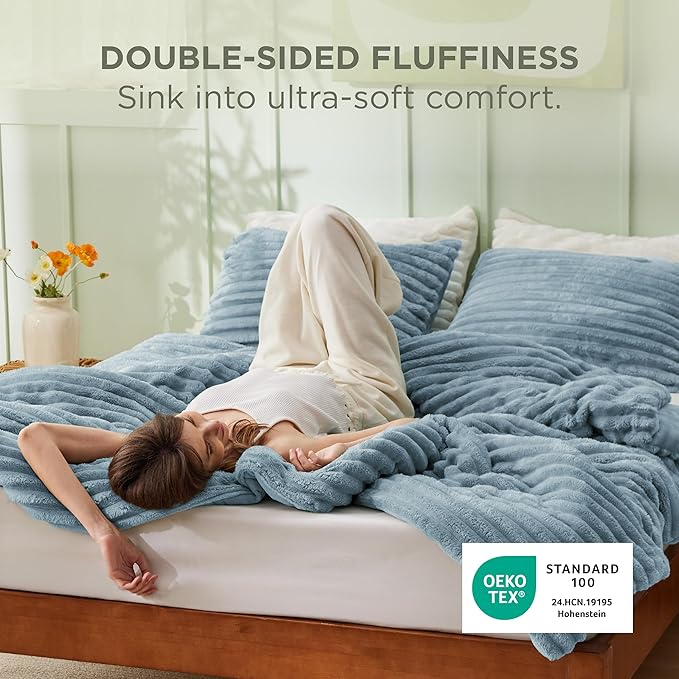 Bedsure Comforter Set Queen Size - GentleSoft™ 3 Pieces Double-Side Fleece Fluffy Mineral Blue Comforter Set, Cozy Striped Room Decor Aesthetic, Luxury Bedding Queen Size, 2 Pillowcases, 90x90 Inches