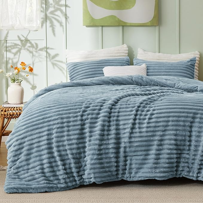 Bedsure Comforter Set Queen Size - GentleSoft™ 3 Pieces Double-Side Fleece Fluffy Mineral Blue Comforter Set, Cozy Striped Room Decor Aesthetic, Luxury Bedding Queen Size, 2 Pillowcases, 90x90 Inches