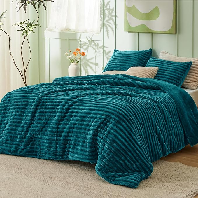 Bedsure Full Size Comforter Sets - GentleSoft™ 3 Pieces Double-Side Fleece Fluffy Teal Comforter Set, Cozy Striped Room Decor Aesthetic, Luxury Full Size Bedding, 2 Pillowcases, 82x86 Inches
