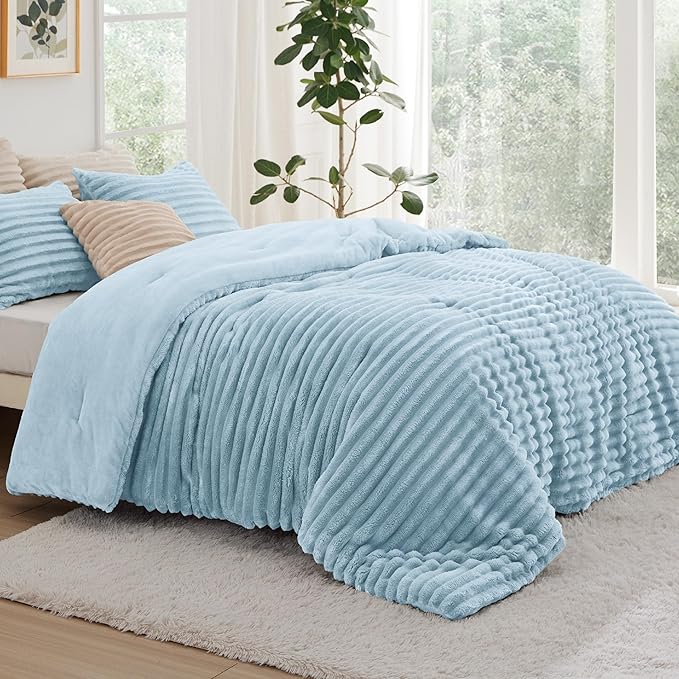 Bedsure King Comforter - GentleSoft™ 3 Pieces Double-Side Fleece Fluffy Light Blue Comforter Set, Cozy Striped Room Decor Aesthetic, Luxury King Size Bedding with 2 Pillowcases, 104x90 Inches