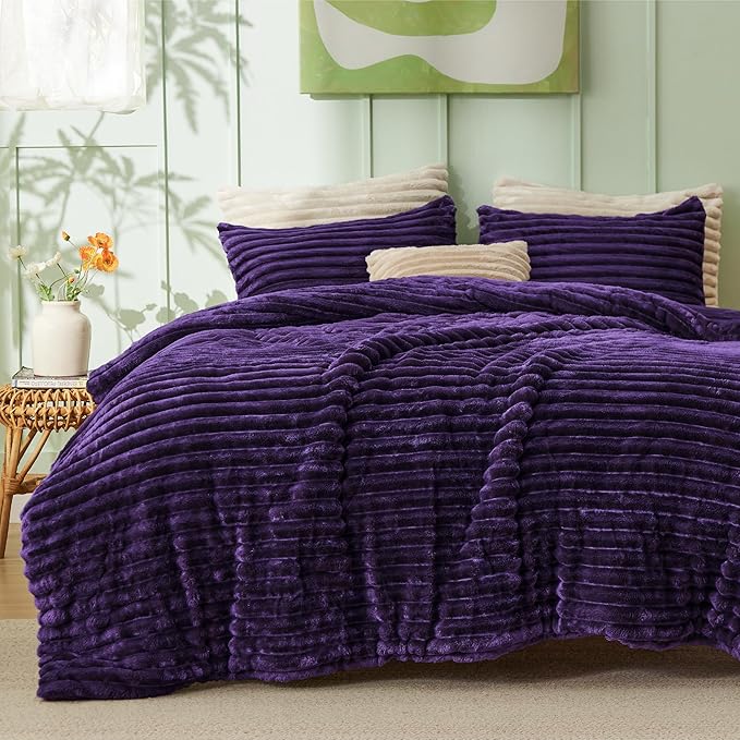 Bedsure Comforter Set Queen Size - GentleSoft™ 3 Pieces Double-Side Fleece Fluffy Purple Comforter Set, Cozy Striped Room Decor Aesthetic, Luxury Bedding Queen Size, 2 Pillowcases, 90x90 Inches